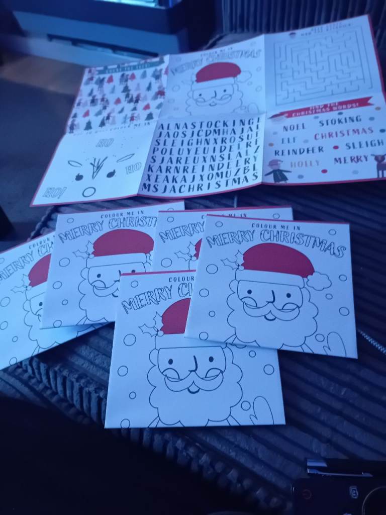 6 pk of Christmas cards 