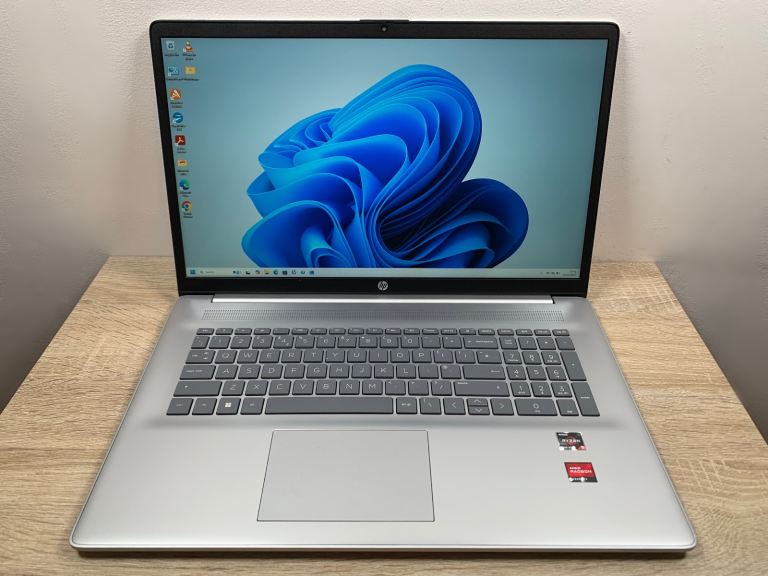 17” Ryzen 5 7520 512GB SSD 8GB ddr5 UltraFast Big Screen Full HD Laptop Win 11, Microsoft Office