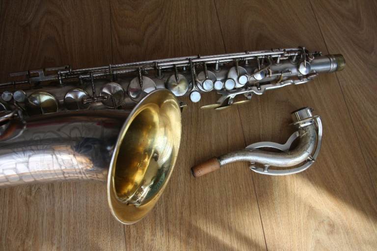 King Zephyr Tenor Saxophone – Silver Plate, Gold Wash Bell (1940s)