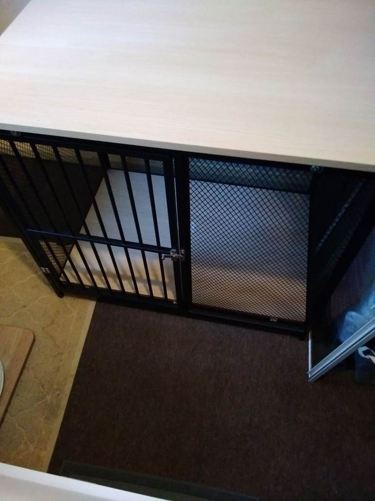 Dog crate