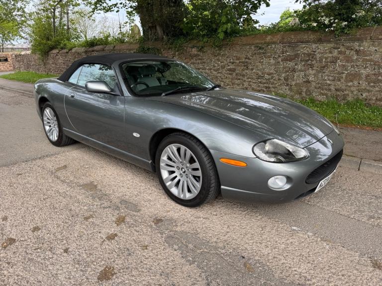 2004 Jaguar XK8 4.2 2dr Auto CONVERTIBLE Petrol Automatic