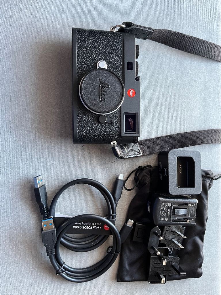 Leica M11 Digital Camera - Black. Like new 