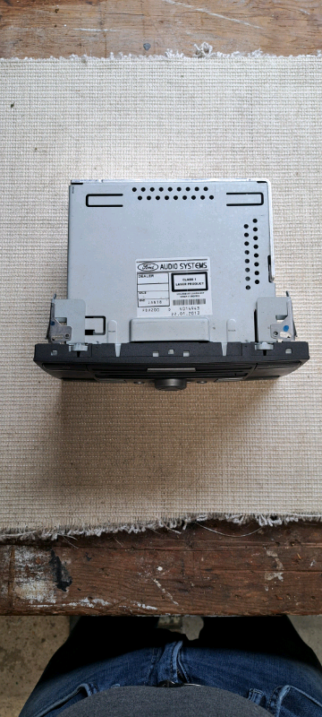 Ford Transit Radio