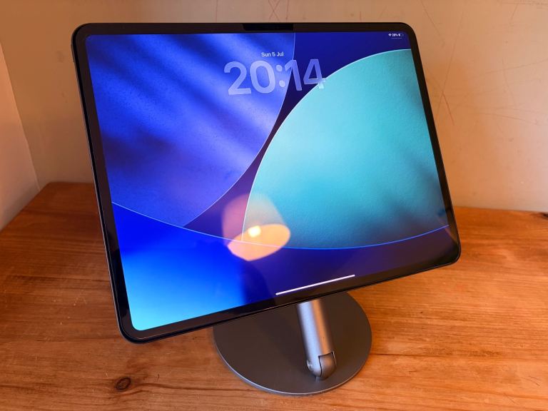 Ipad Pro M5 256GB 12GB WiFi Only Model (6 Cycle Counts, 100% Battery)