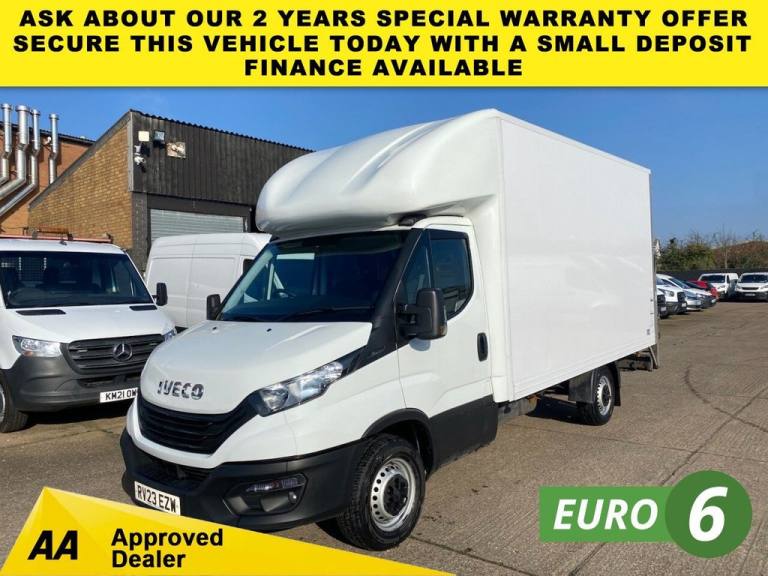 2023 23 IVECO DAILY 2.3D HPI 14V 35S 3000 LUTON BOX TAIL LIFT VAN. AIRCON. EURO 