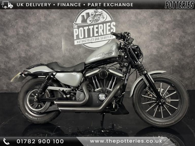HARLEY-DAVIDSON XL 883 N IRON