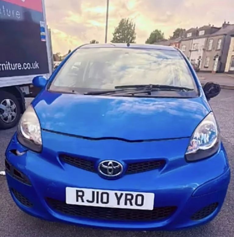 Toyota, AYGO, Hatchback, 2010, Manual, 998 (cc), 3 doors