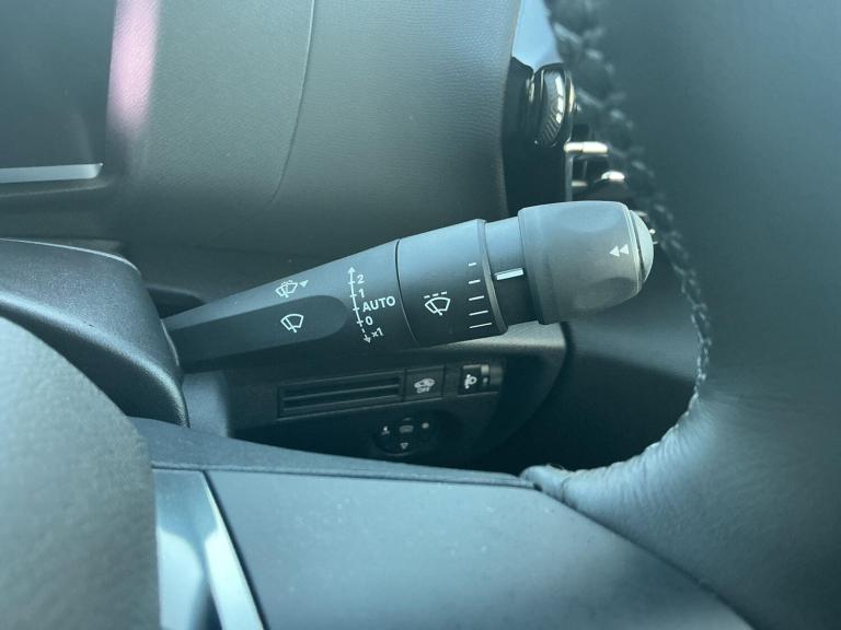 2025 Citroen e-C4 50kWh MAX Hatchback 5dr Electric Auto (7.4kW Charger) (136 ps) HATCHBACK Electr...