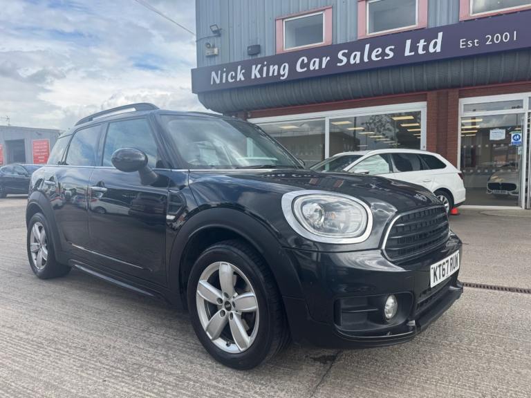 image for 2018 MINI Countryman 1.5 Cooper 5dr + CHILI PACK / MEDIA PACK / 1 OWNER / ULEZ / FSH / NAV HATCHB...