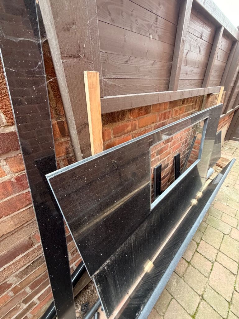 Free quartz island top 