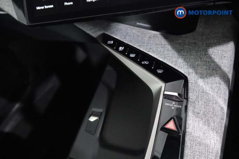 2025 Peugeot 3008 1.2 Hybrid 136 GT 5dr e-DSC6 HATCHBACK PETROL Automatic