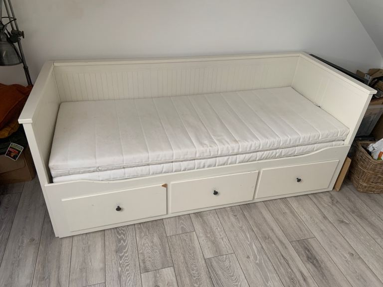 For sale Ikea Hemnes Daybed