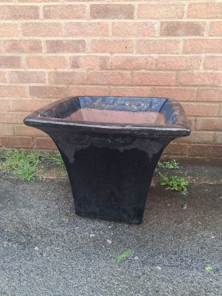 Large heavy garden glazed ceramic pot 