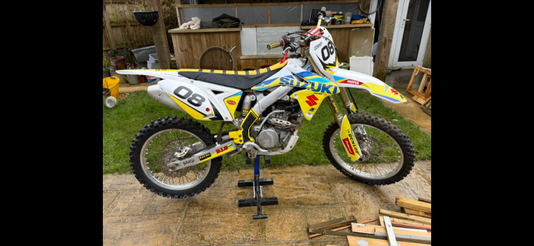 suzuki rmz 250 2010