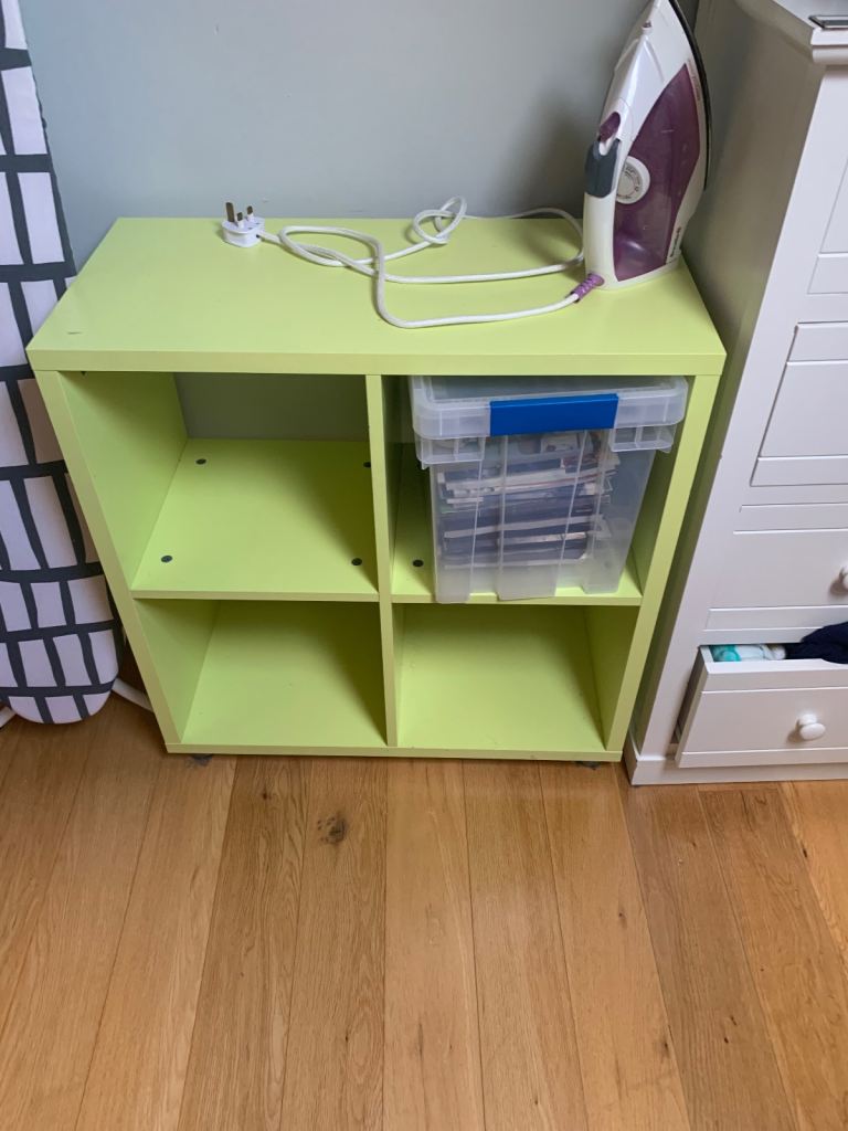 4 IKEA KALLAX 4-and 8 Cube Units - Lime Green, Good Condition