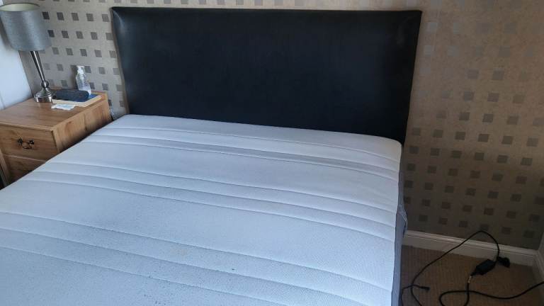Double Divan bed and headboard FREE 