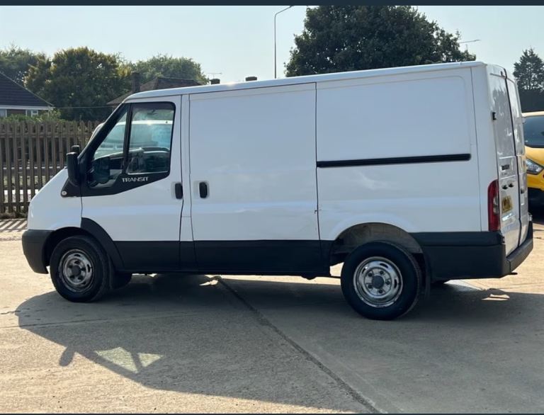 Man & Van Removals & House Clearance - Rubbish Removal - Gardening Services - Waste & Furniture  🚚