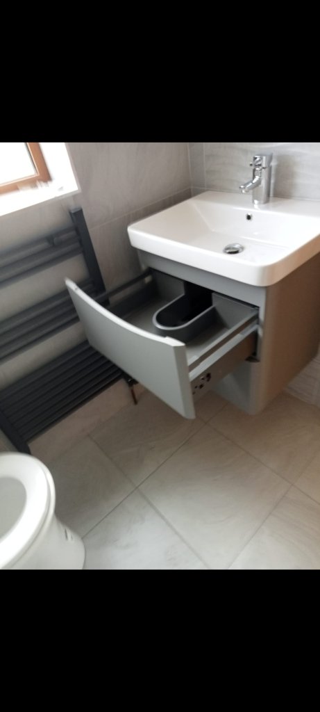 800 floating bathroom unit 