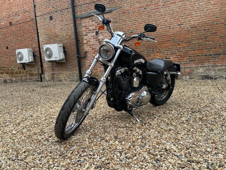 2007 Harley-Davidson Sportster XL 1200 C Custom Sport. 