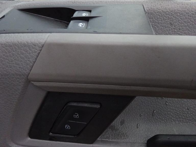 2024 74 REG VOLKSWAGEN CRAFTER CR35 COMMERCE TDI DIESEL VAN DAMAGED SALVAGE