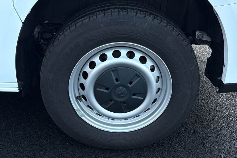 2025 Volkswagen Transporter 2.0 TDI 110 Commerce Plus Van Van DIESEL Manual