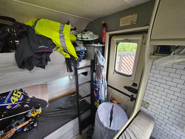 Abbey cardinal 6 birth tour caravan 