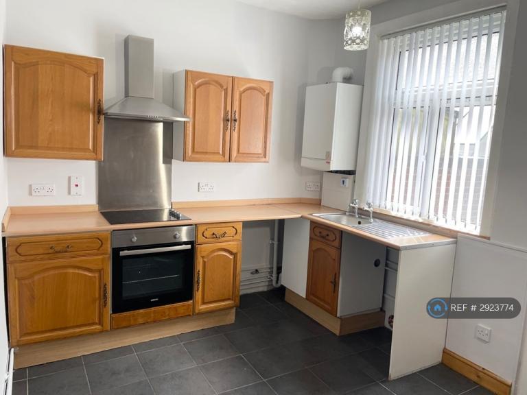 2 bedroom house in Osborne Grove, Bolton, BL1 (2 bed) (#2923774)