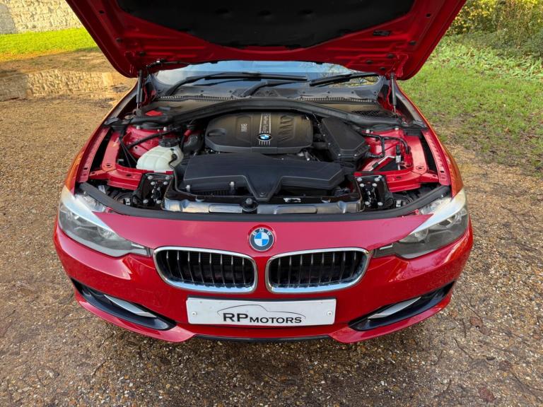 2013 BMW 3 Series 2.0 320d Sport Auto Euro 5 (s/s) 4dr SALOON Diesel Automatic