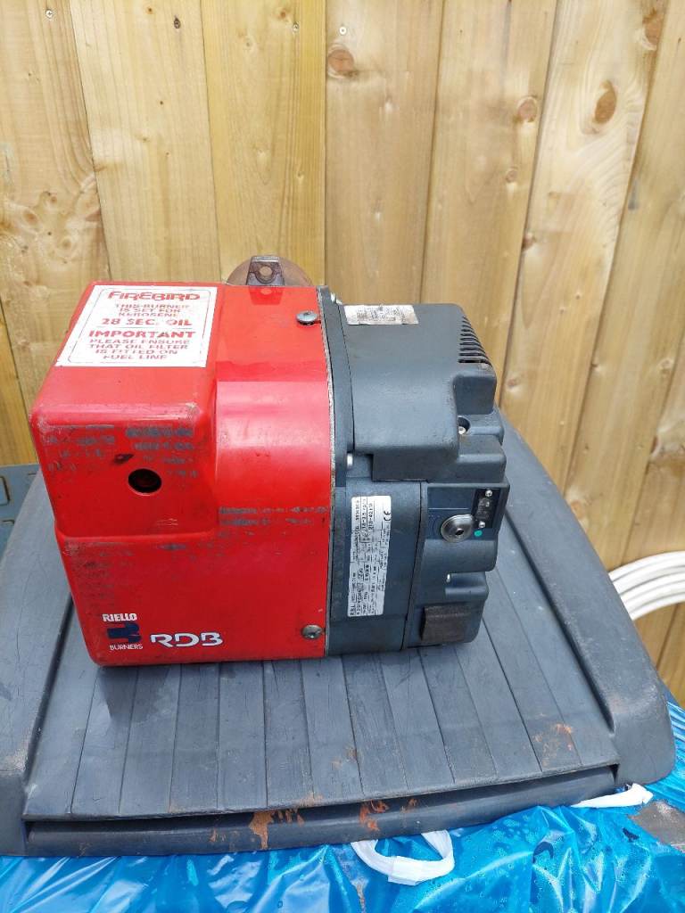 Reconditioned Riello RDB oil burner 