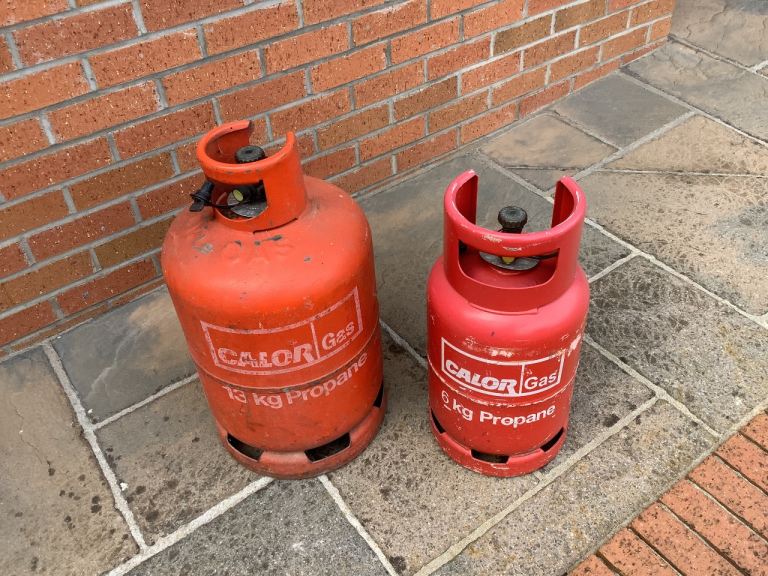 2 CALOR GAS CYLINDERS 
