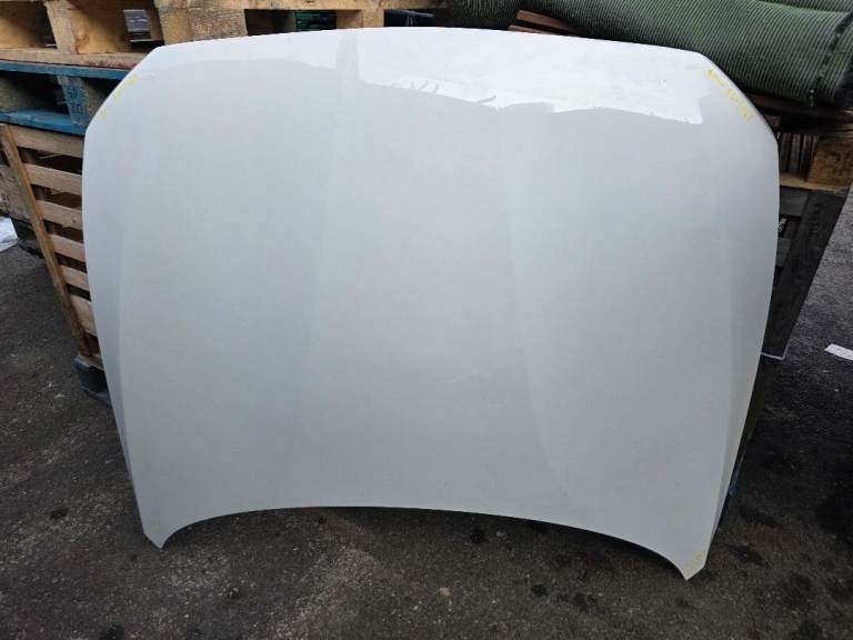 BMW 1 2 SERIES F20 F21 F22 F23 BONNET HOOD PANEL WHITE Breaking Parts
