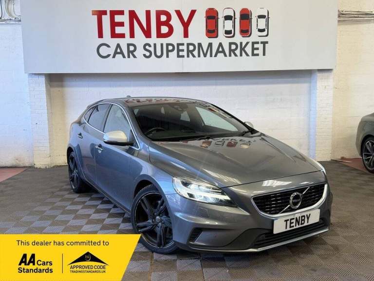 2016 Volvo V40 1.5 T2 R-Design Pro Hatchback 5dr Petrol Auto Euro 6 (s/s) (122 ps) Hatchback Petr...