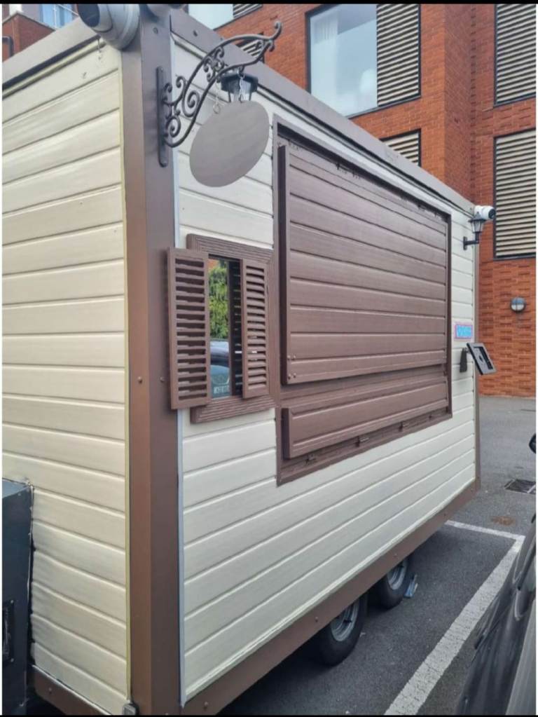 Food trailer