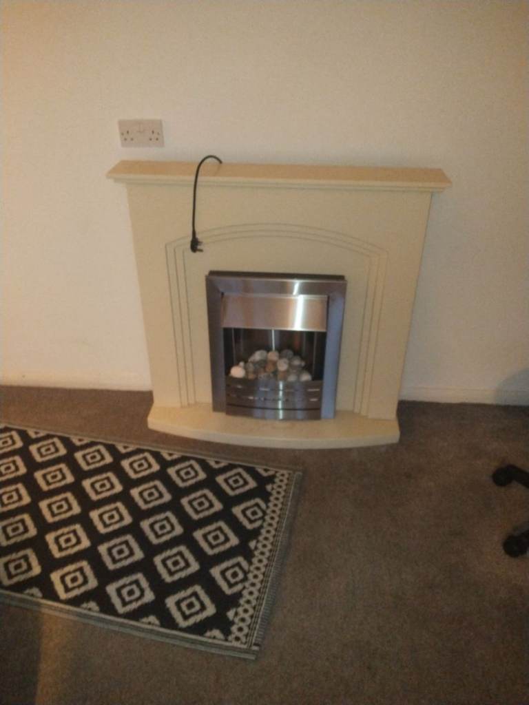  Free, Fireplace 