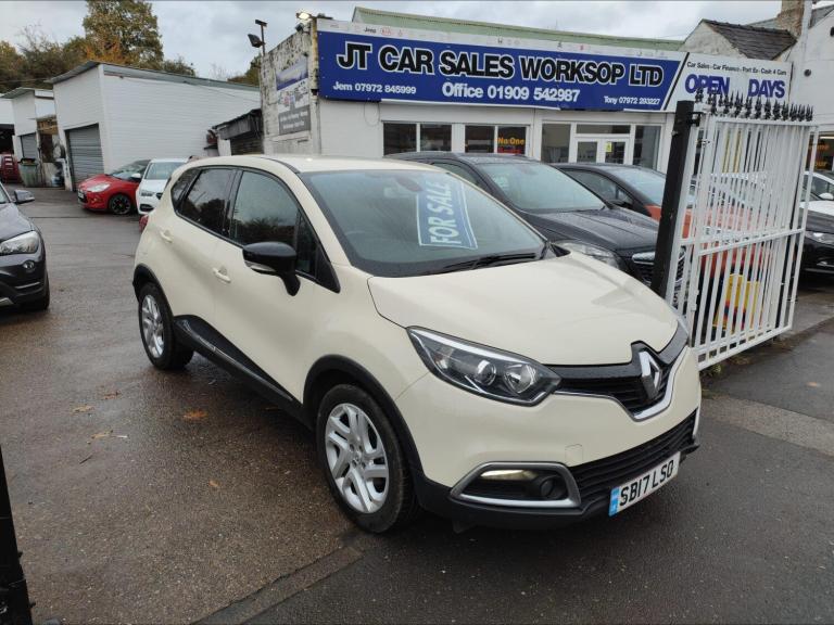 2017 Renault Captur 1.5 dCi 90 Dynamique Nav 5dr HATCHBACK DIESEL Manual