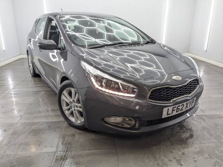2012 Kia Ceed 1.6 CRDi EcoDynamics 2 Hatchback 5dr Diesel Manual Euro 5 (s/s) (126 bhp) Hatchback...