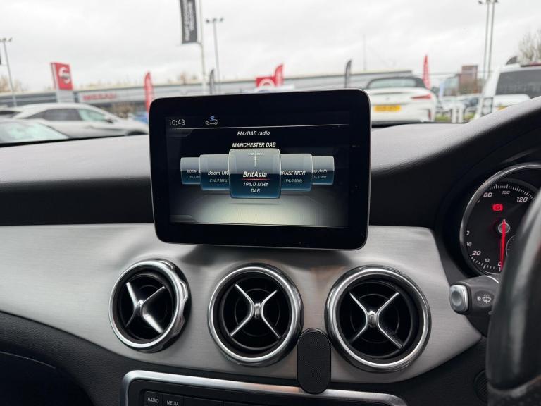 2017 Mercedes-Benz GLA GLA 220d 4Matic AMG Line Prem Plus 5dr Auto ESTATE DIESEL Automatic