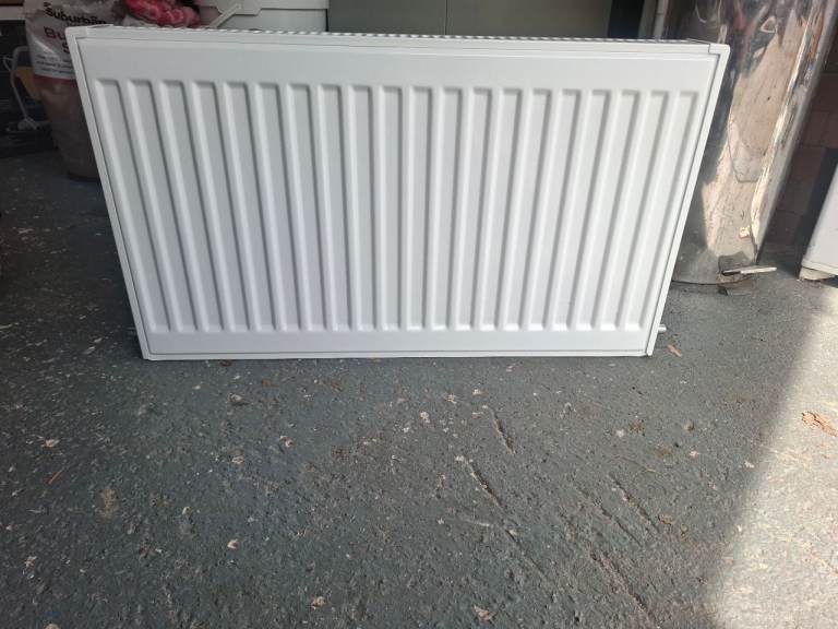 400H x 700W Radiator 