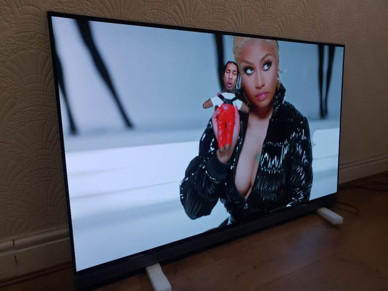 LG 65 INCH OLED65E6V OLED SMART PREMIUM 3D 4K UHD HDR TV WITH WIFI, APPS, FREEVIEW & FREESAT HD,