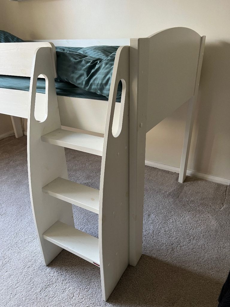 Stompa Mid Sleeper Bed – White, Good Condition