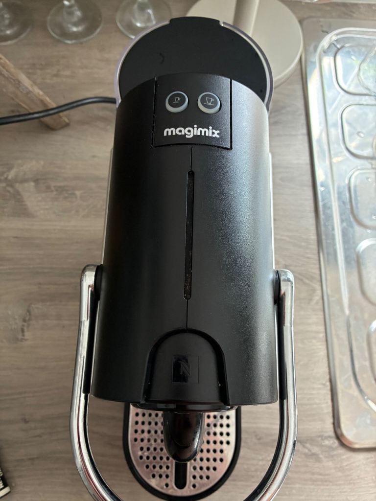 Magimix Nespresso Coffee Machine – Black, Good Condition