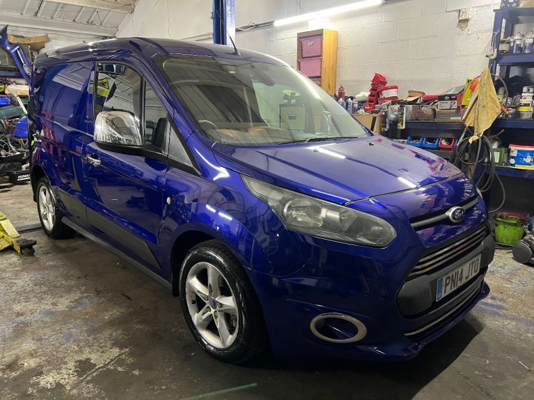 Ford, TRANSIT CONNECT, TREND LIMITED FULL SERVICE HISTORY X2 keys 
