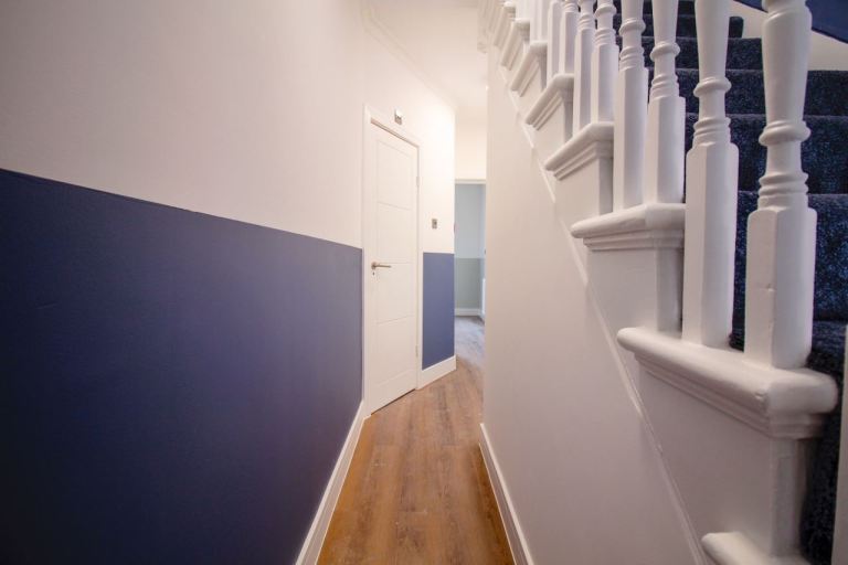 Full self contained - studio 