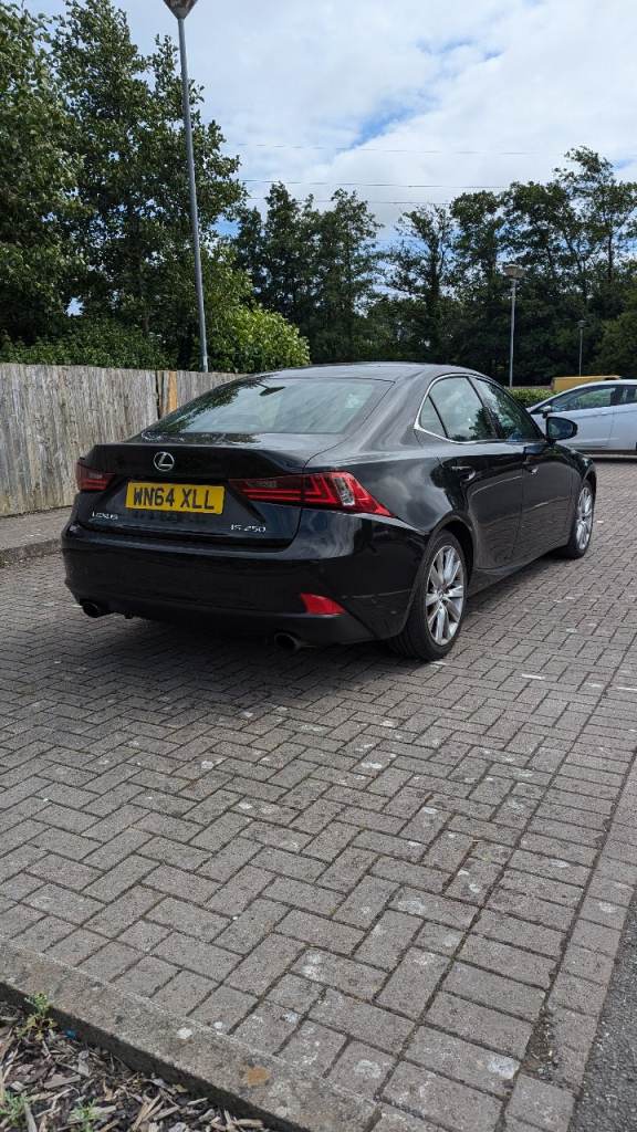 Lexus IS250 V6 Petrol Automatic Sedan 2014 (Heated Leather & Parking Sensors) 162000 miles.