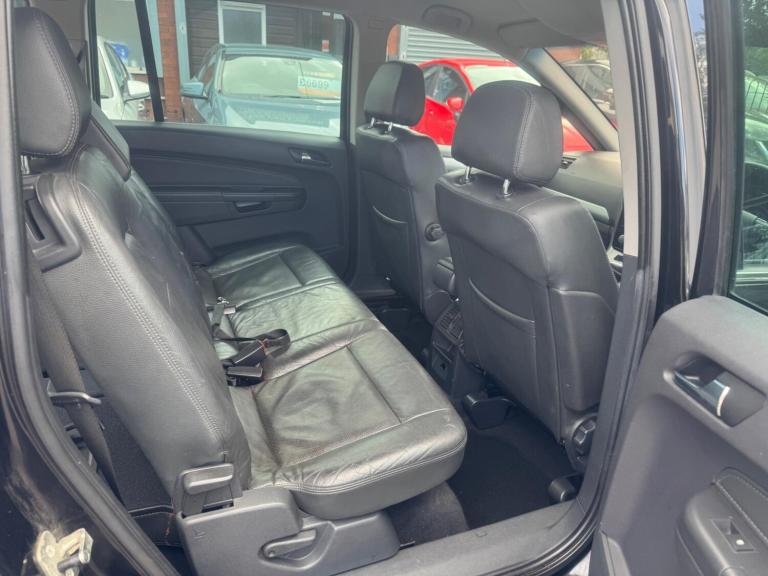 2009 Vauxhall Zafira 1.8i Elite 5dr MPV PETROL Manual