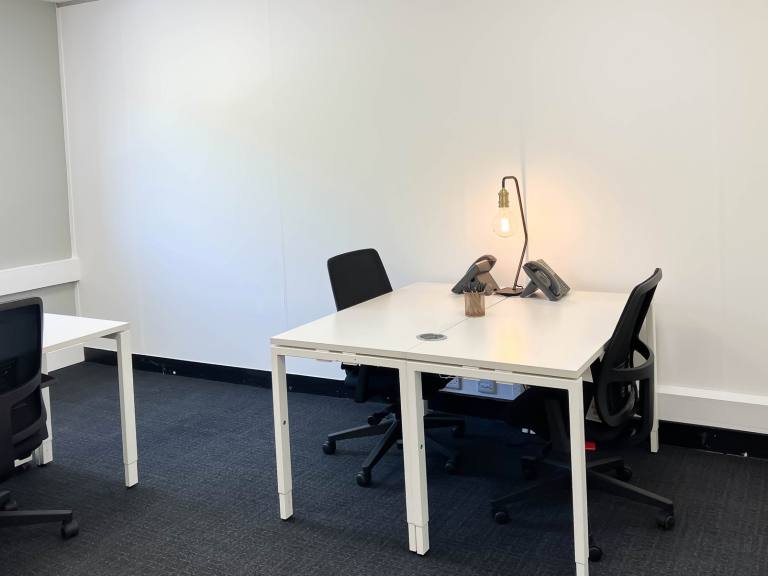 Preston - PR2 2YB \ Compact Office for Rent for 1 Person