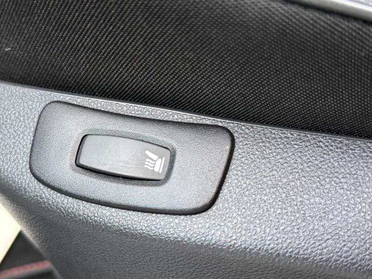 2016 Renault Captur 1.5 dCi ENERGY Signature Nav Euro 6 (s/s) 5dr HATCHBACK Diesel Manual