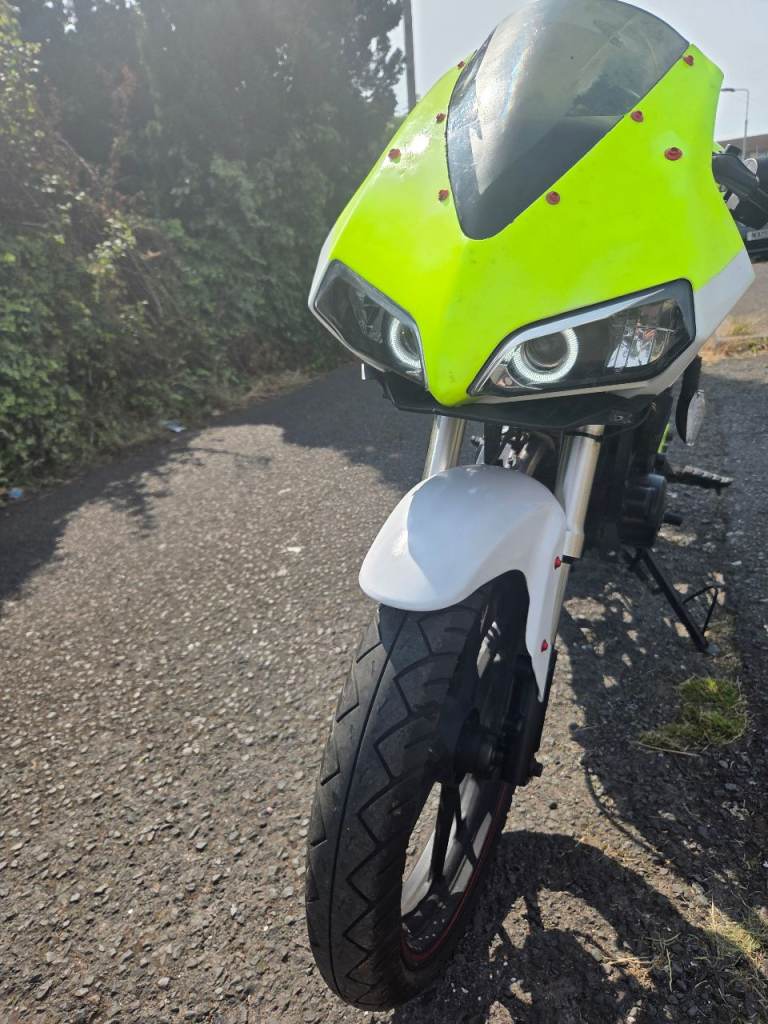 Lexmoto, HAWK, 2017, 124 (cc)