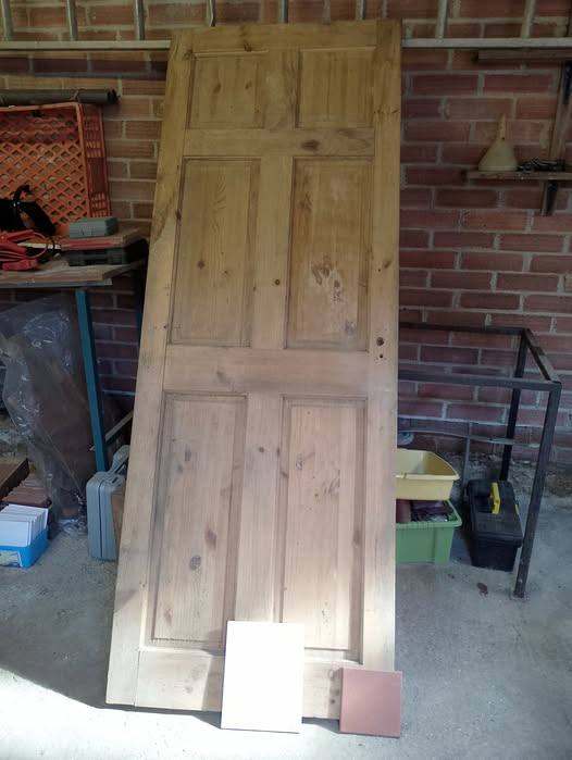Door, free to collector