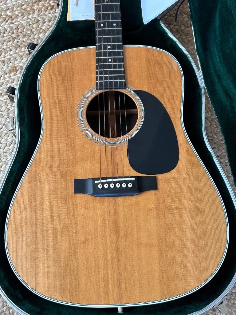 Martin D28 - 2015 - Mint Condition 